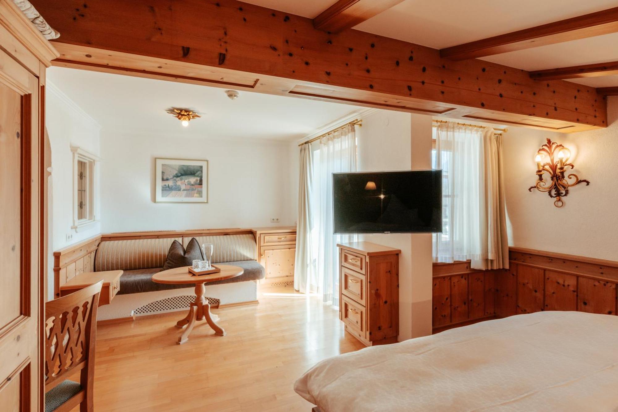 Hotel Biohotel Schweitzer 3*